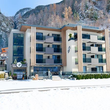 Vier Studios & Restaurant Längenfeld Zewnętrze zdjęcie