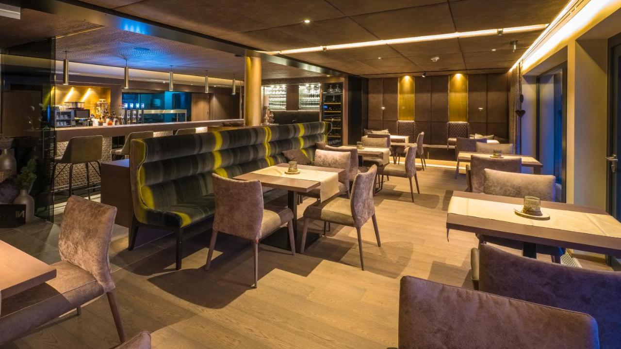 Vier Studios & Restaurant Längenfeld Zewnętrze zdjęcie
