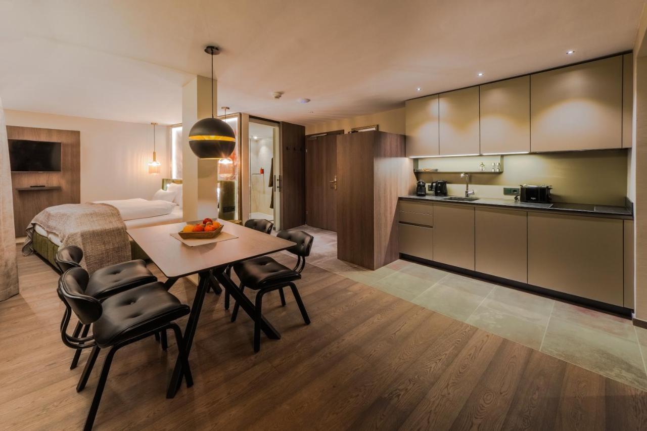 Vier Studios & Restaurant Längenfeld Zewnętrze zdjęcie
