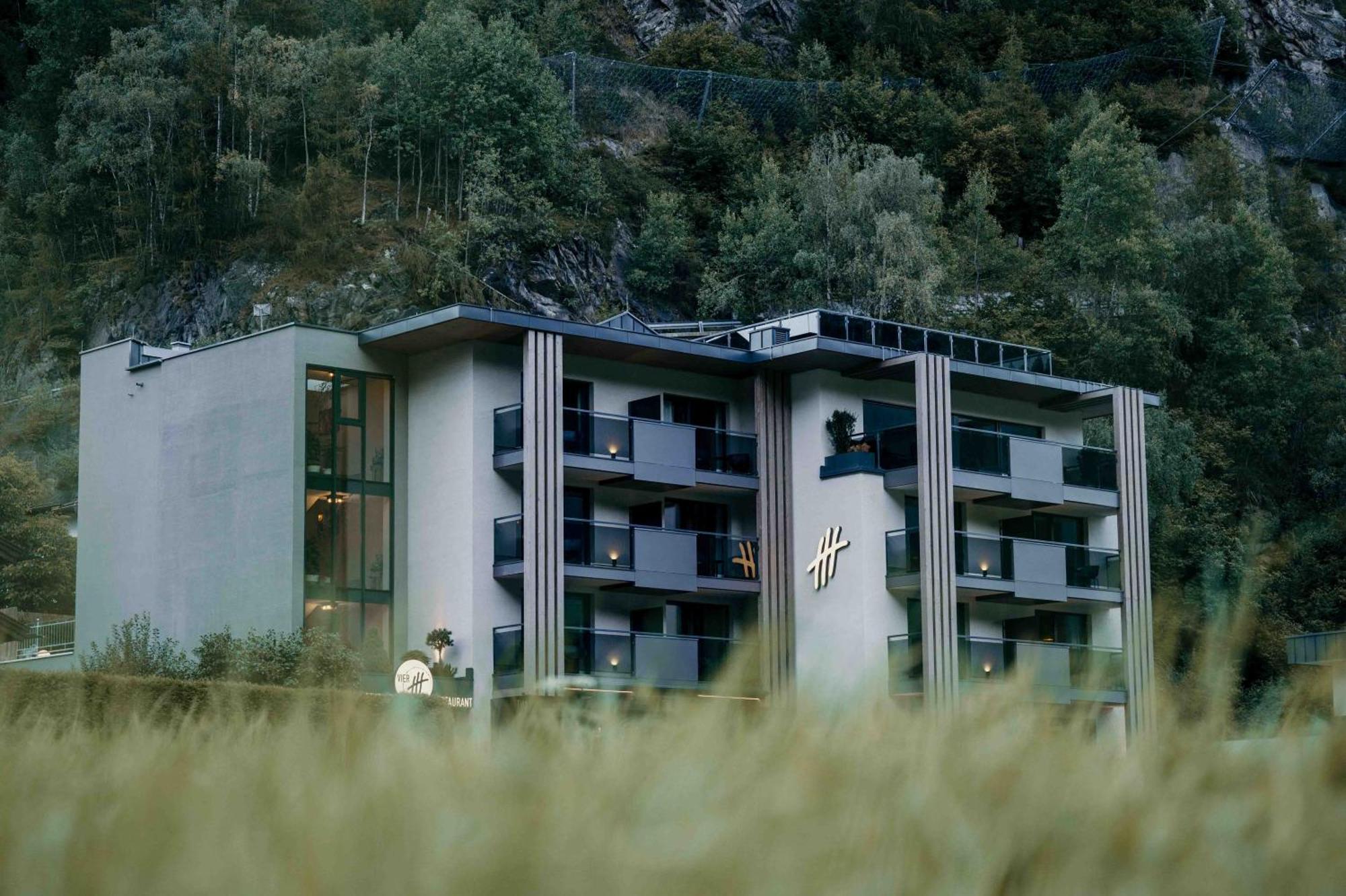 Vier Studios & Restaurant Längenfeld Zewnętrze zdjęcie