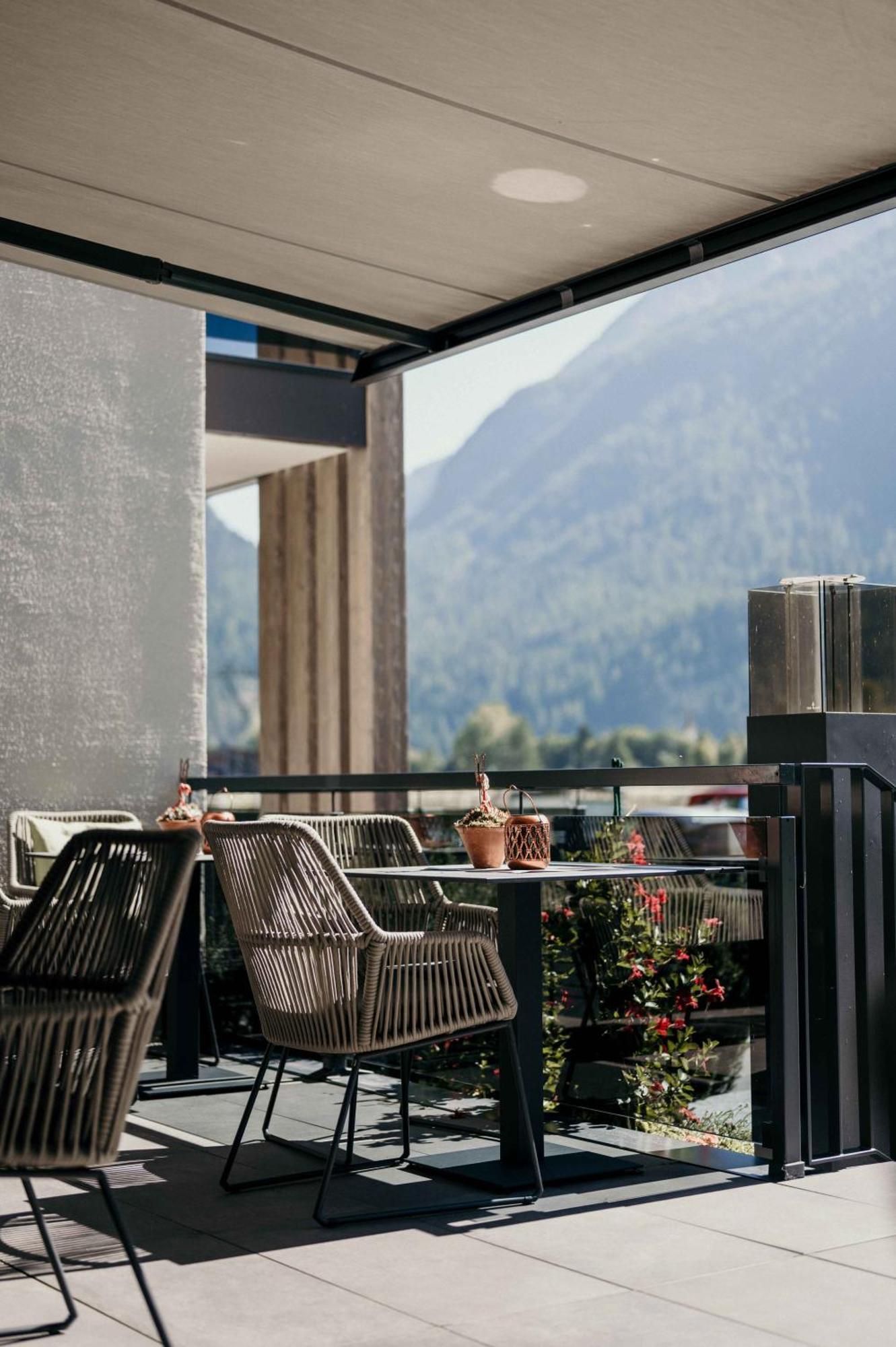 Vier Studios & Restaurant Längenfeld Zewnętrze zdjęcie